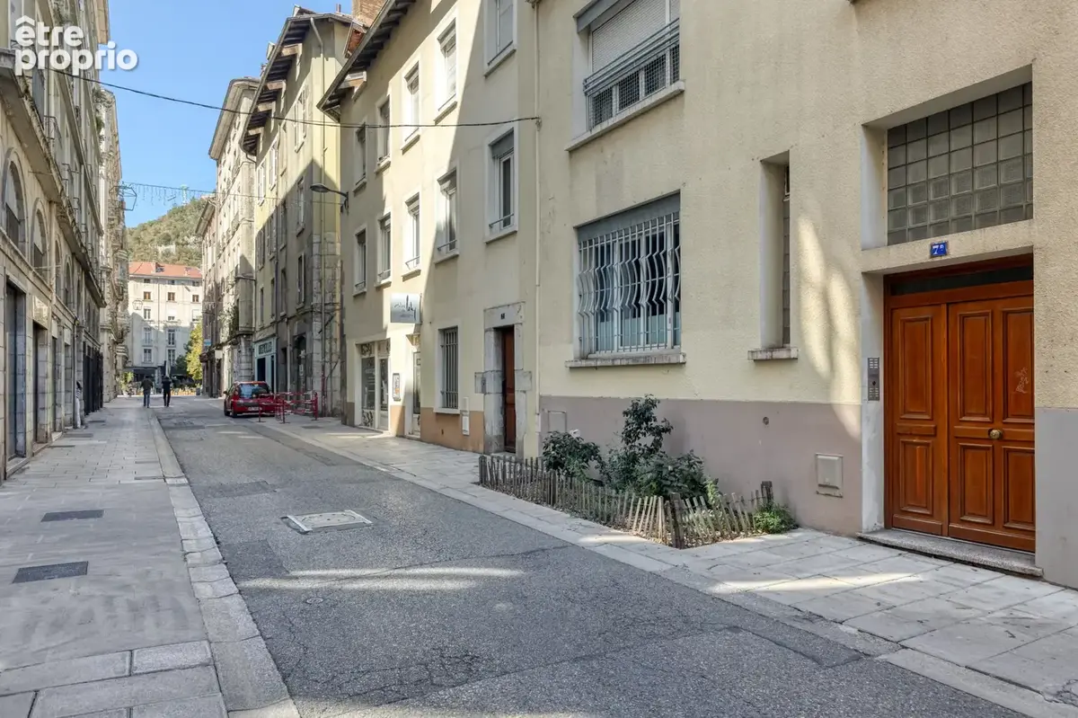 T1 de 30m2   centre historique / rue bayard - photo 8