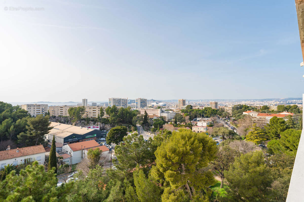Appartement à MARSEILLE-9E