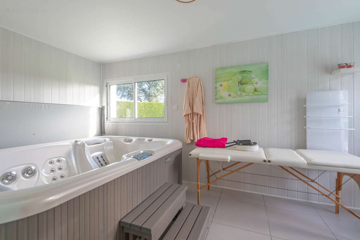 Maison à LIGNAN-DE-BORDEAUX