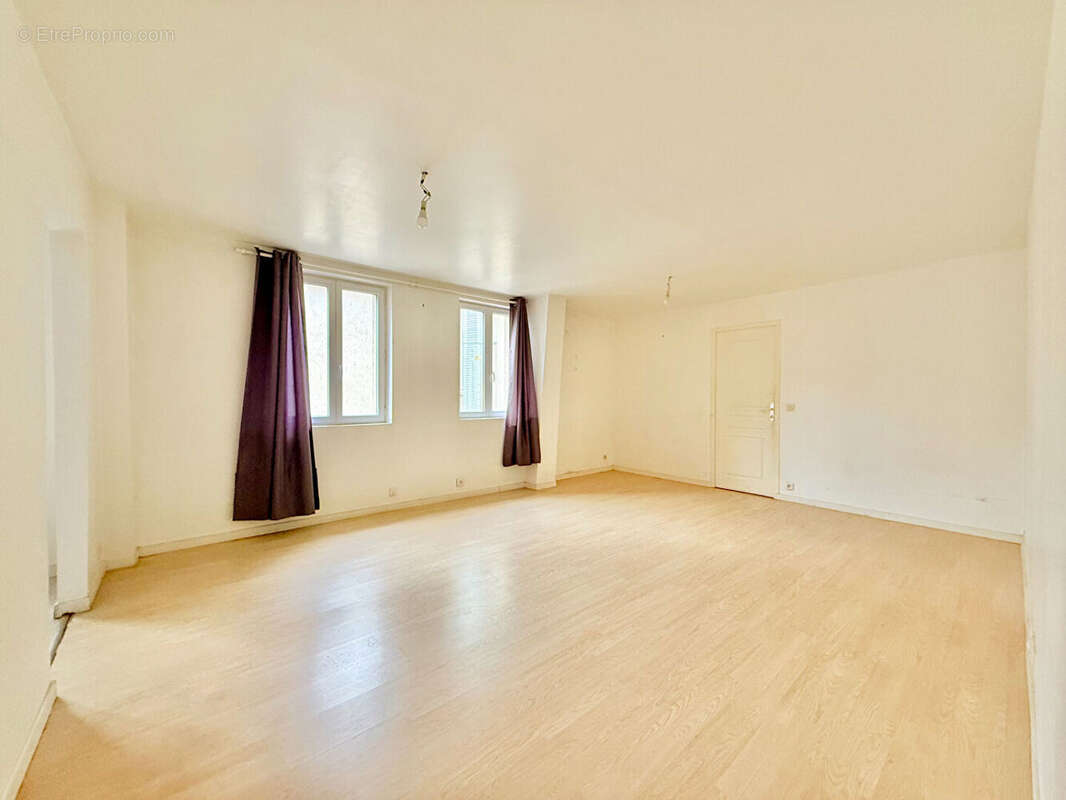 Appartement à CHOISY-LE-ROI