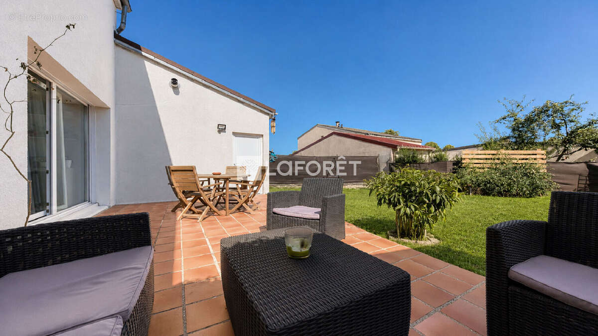 Maison à vendre à Roissy En Brie 4 pièce(s) 105.74 m2 - photo 7