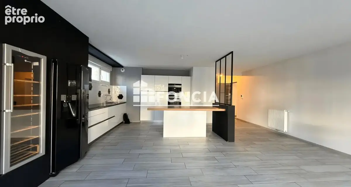 La folie des grandeurs pour ce 3 pièces avec 2 stationnements privatifs - Quartier Bourran - photo 6