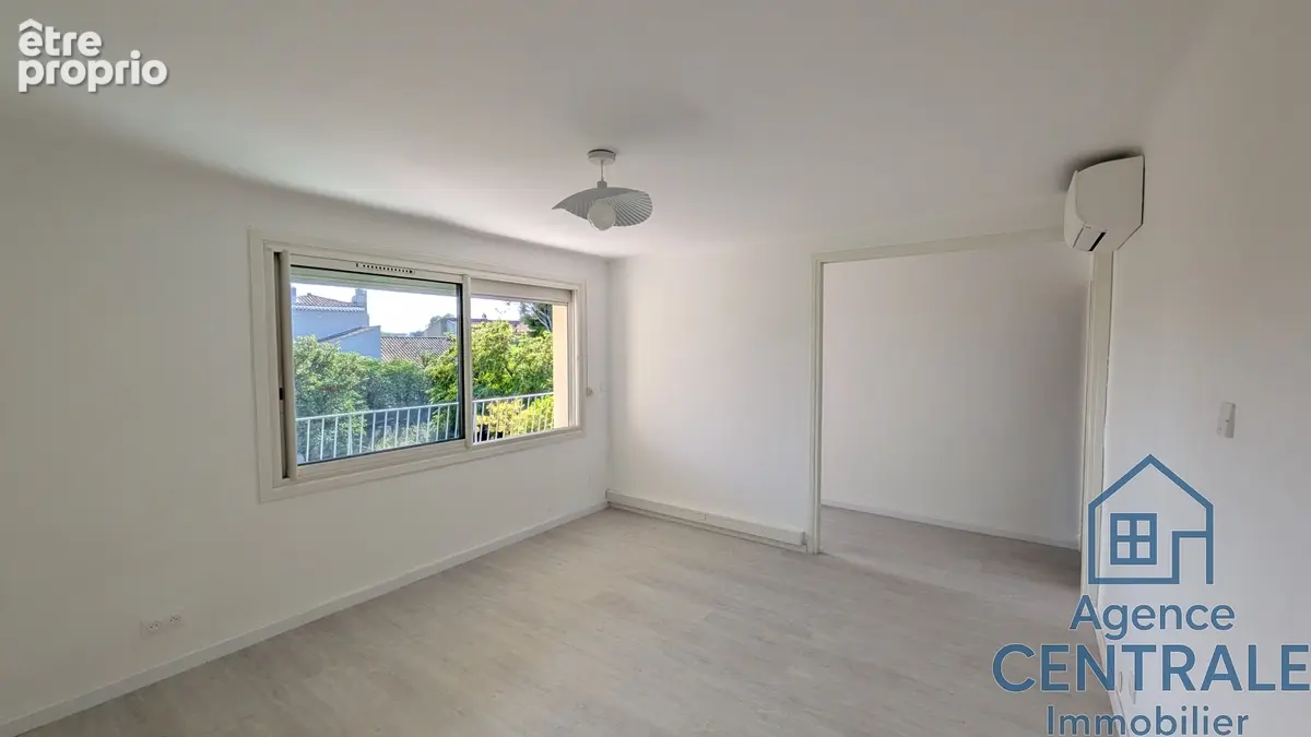 Appartement 3 pièces 66 m² à vendre à La Ciotat (13600) - photo 3