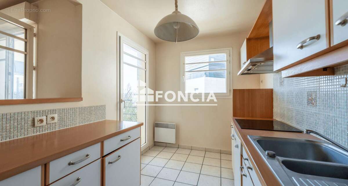 Appartement à NEUILLY-PLAISANCE