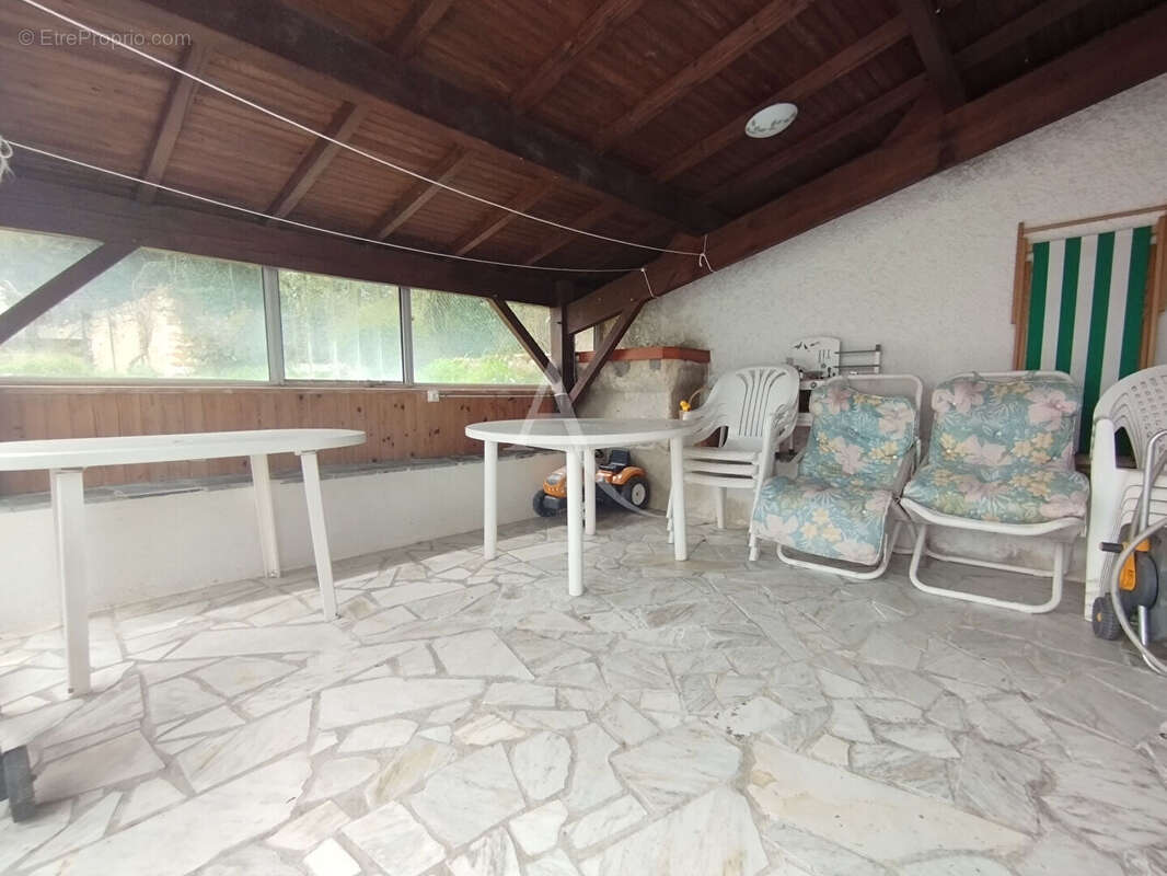 Maison à GEAY