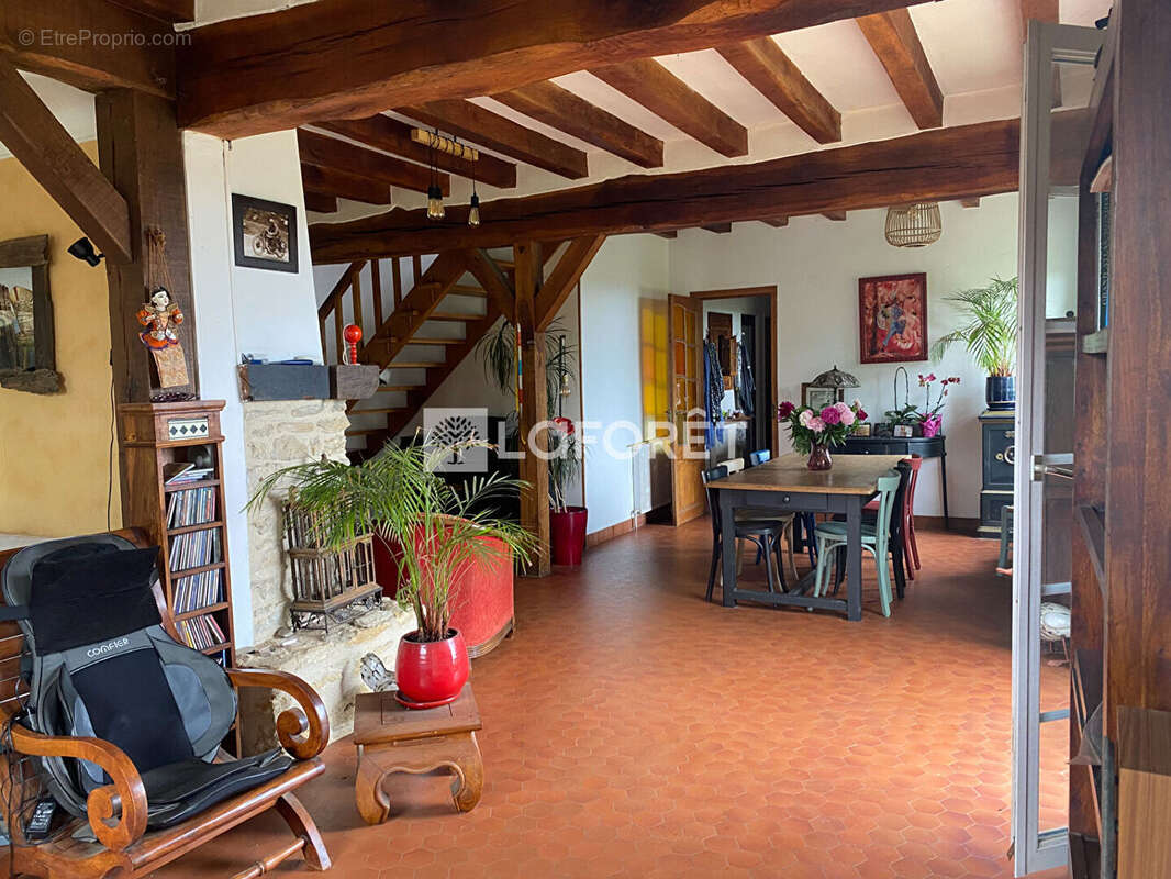Jolie maison Rolleboise 8 pièces de 165 m² - photo 6