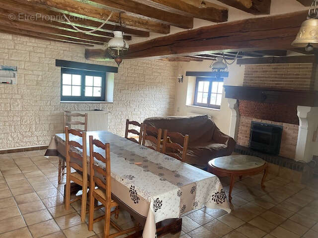 Maison à SAINT-AGNAN-SUR-ERRE