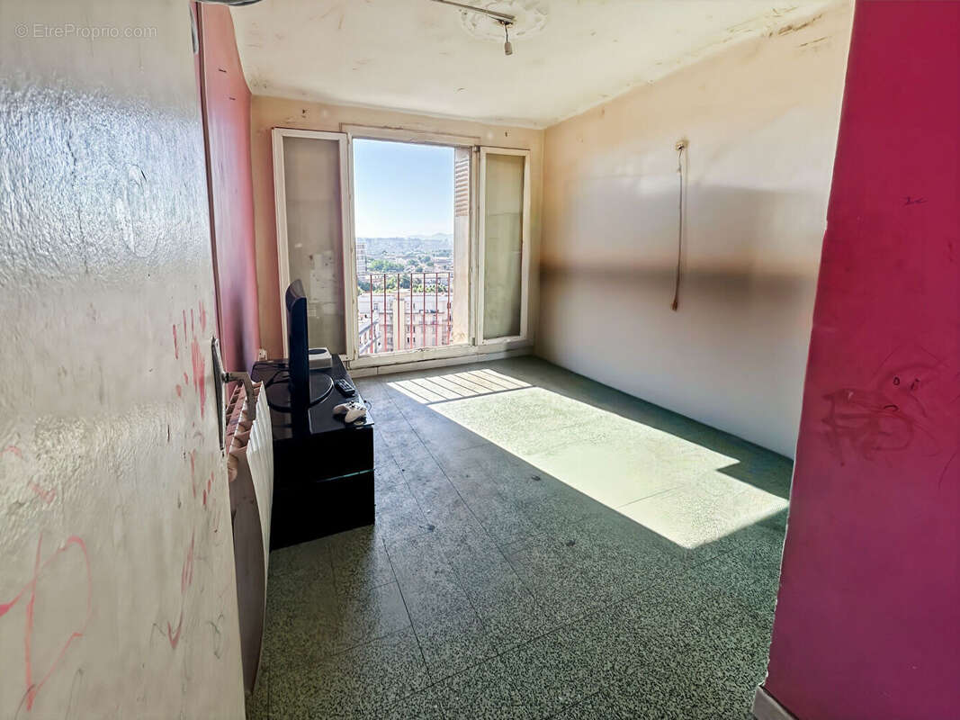 Appartement à MARSEILLE-15E