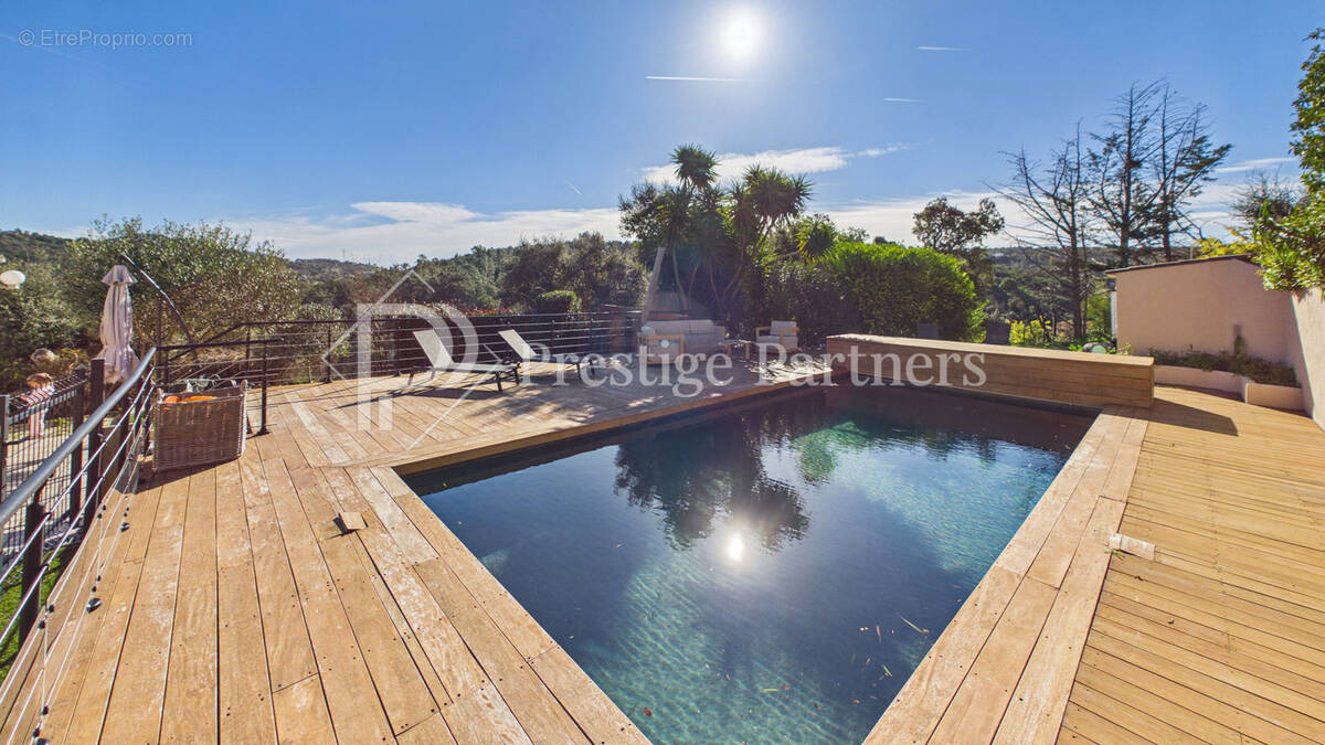 Villa avec piscine au Plan de la Tour - photo 2