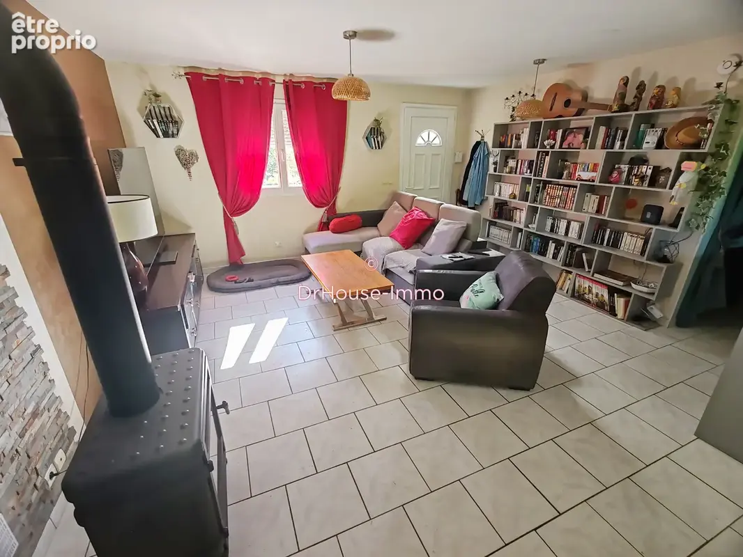 Maison 3 pièces 73 m² à vendre à Les Ormes (86220) - photo 2