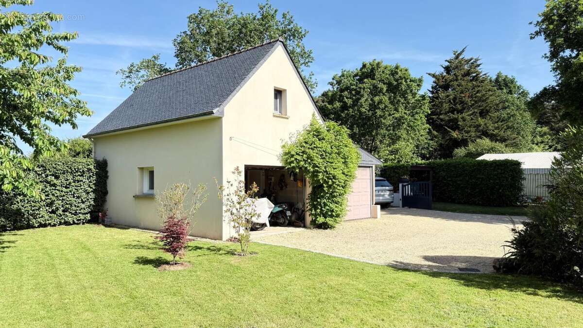 Ensemble de 2 maisons avec vues sur le Golfe - 9 PIECES - 195 M² - terrain 2140 m² - photo 7