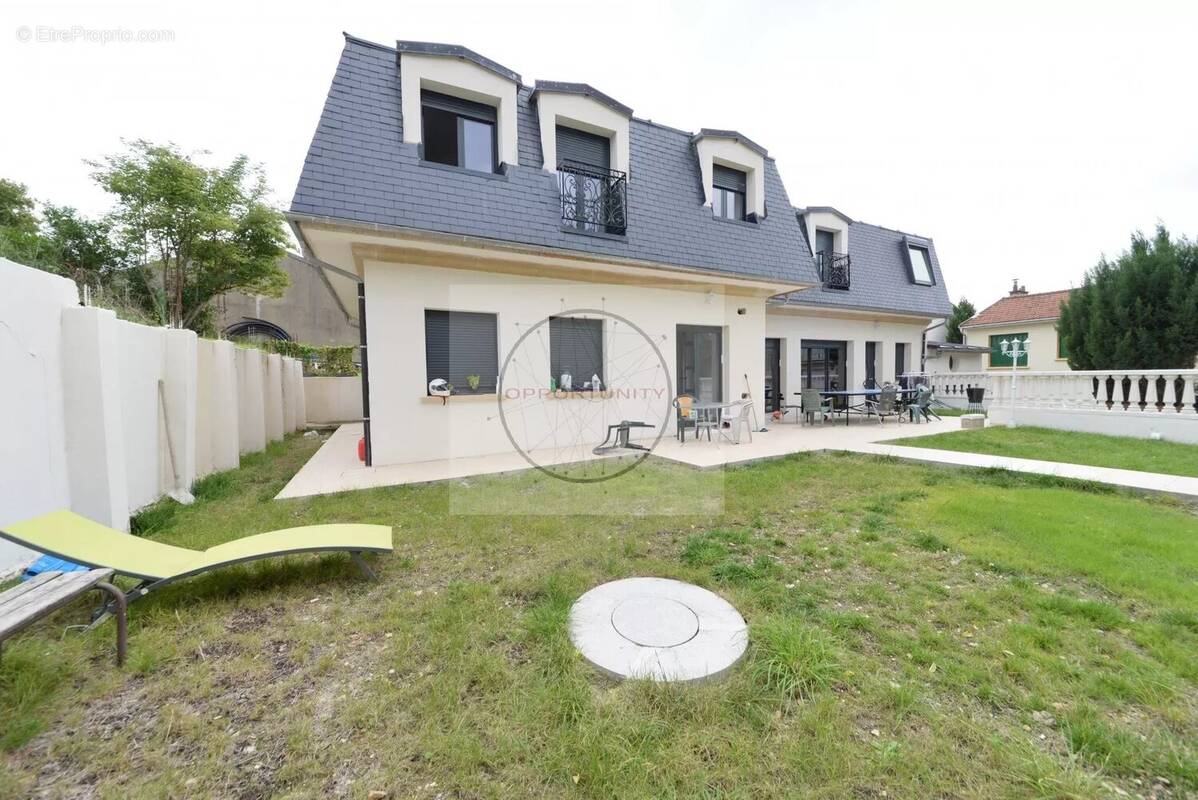 Maison à FONTENAY-SOUS-BOIS