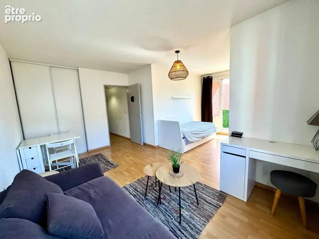 Appartement à LONS