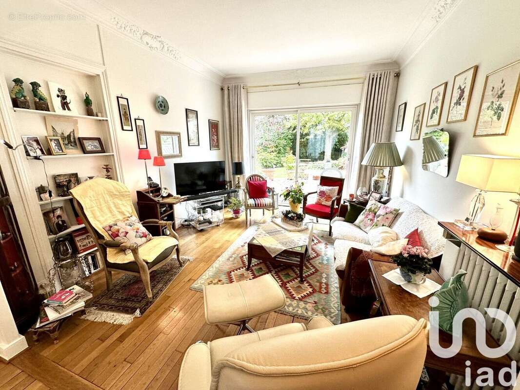 Photo 3 - Maison à SAINT-MAUR-DES-FOSSES
