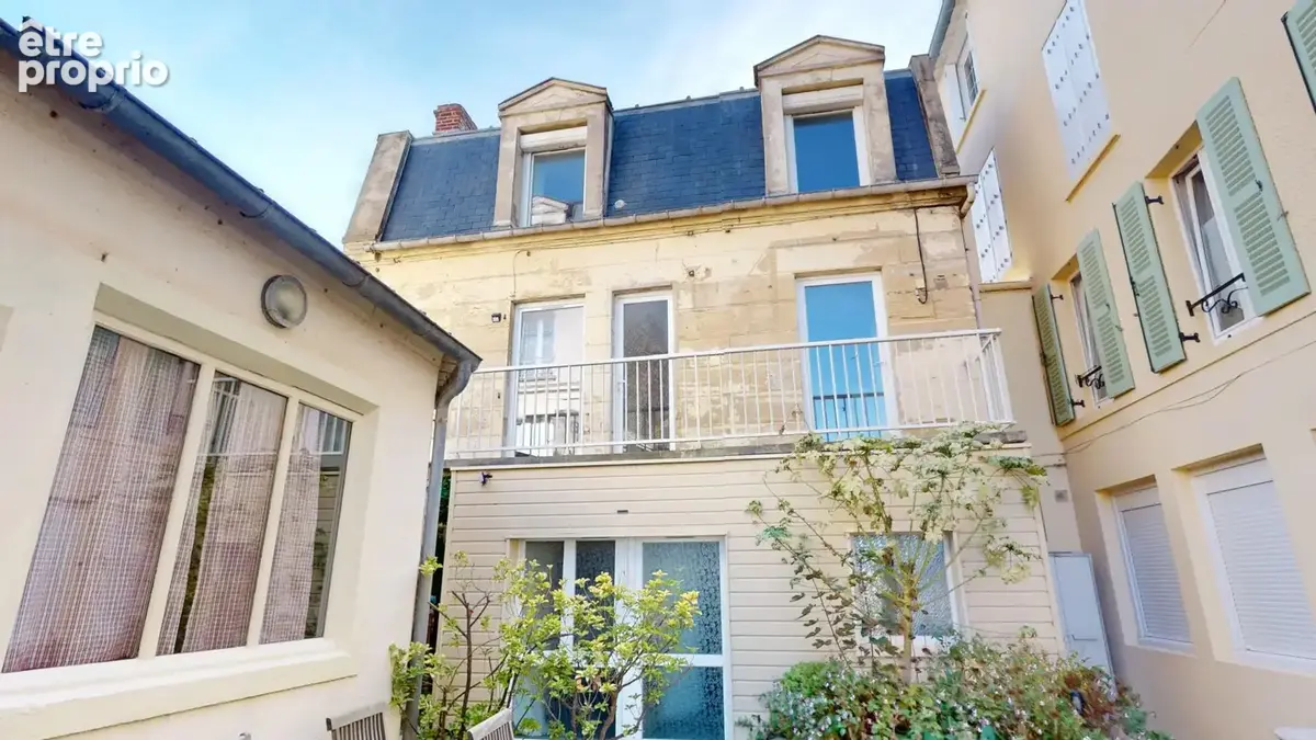 Maison 4 pièces 86 m² à vendre à Luc-Sur-Mer (14530) - photo 1