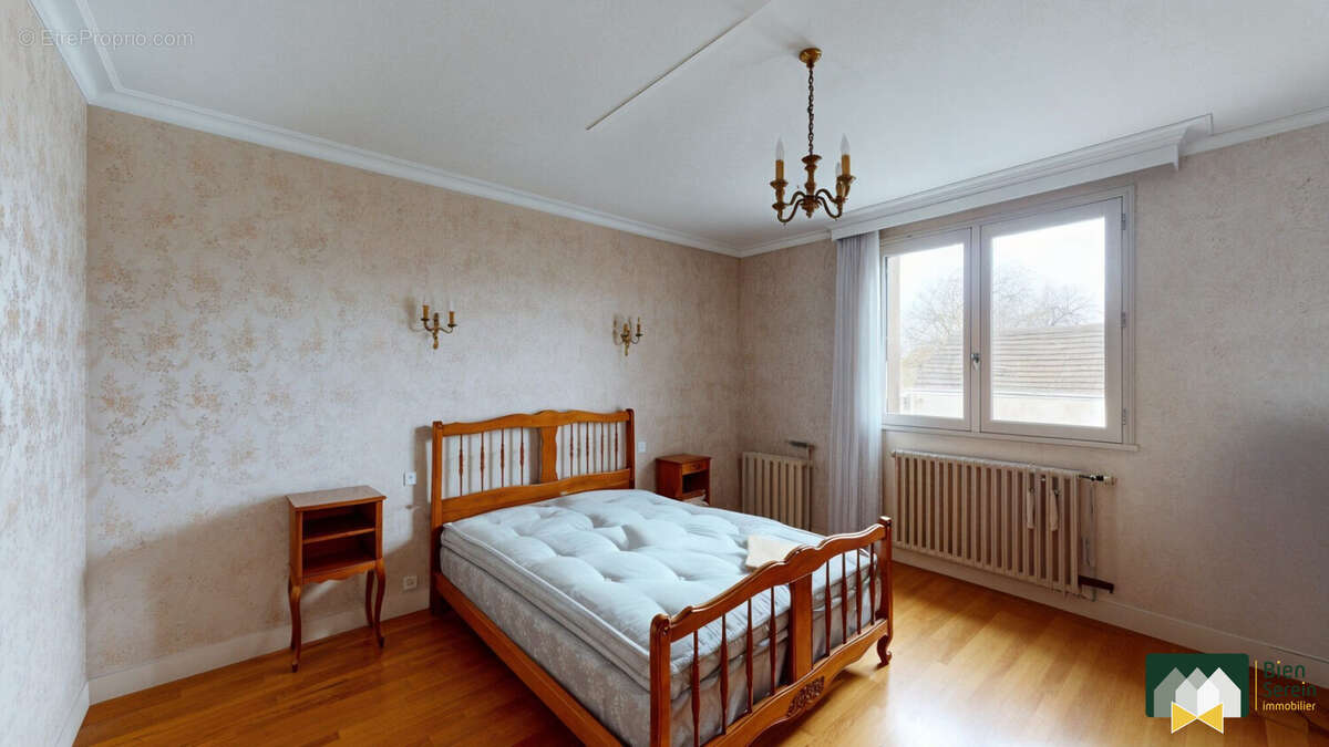 Maison à MAINVILLIERS