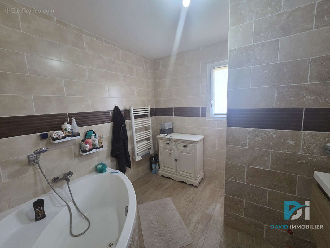 Maison 100 m² à Servian  - photo 10