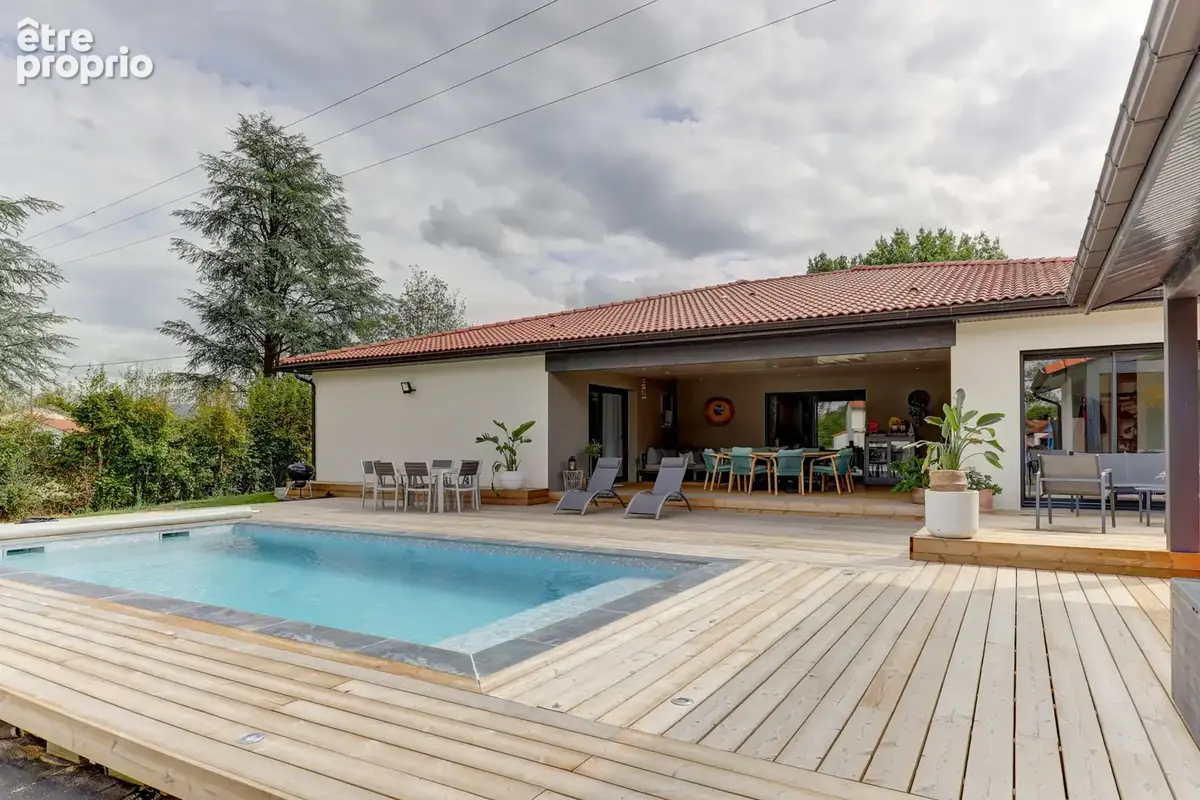 Maison à ORLEAT