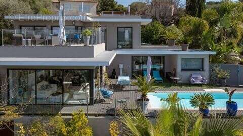 Maison à MOUGINS