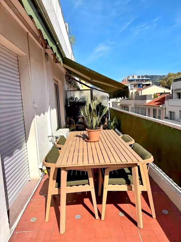Appartement à NICE