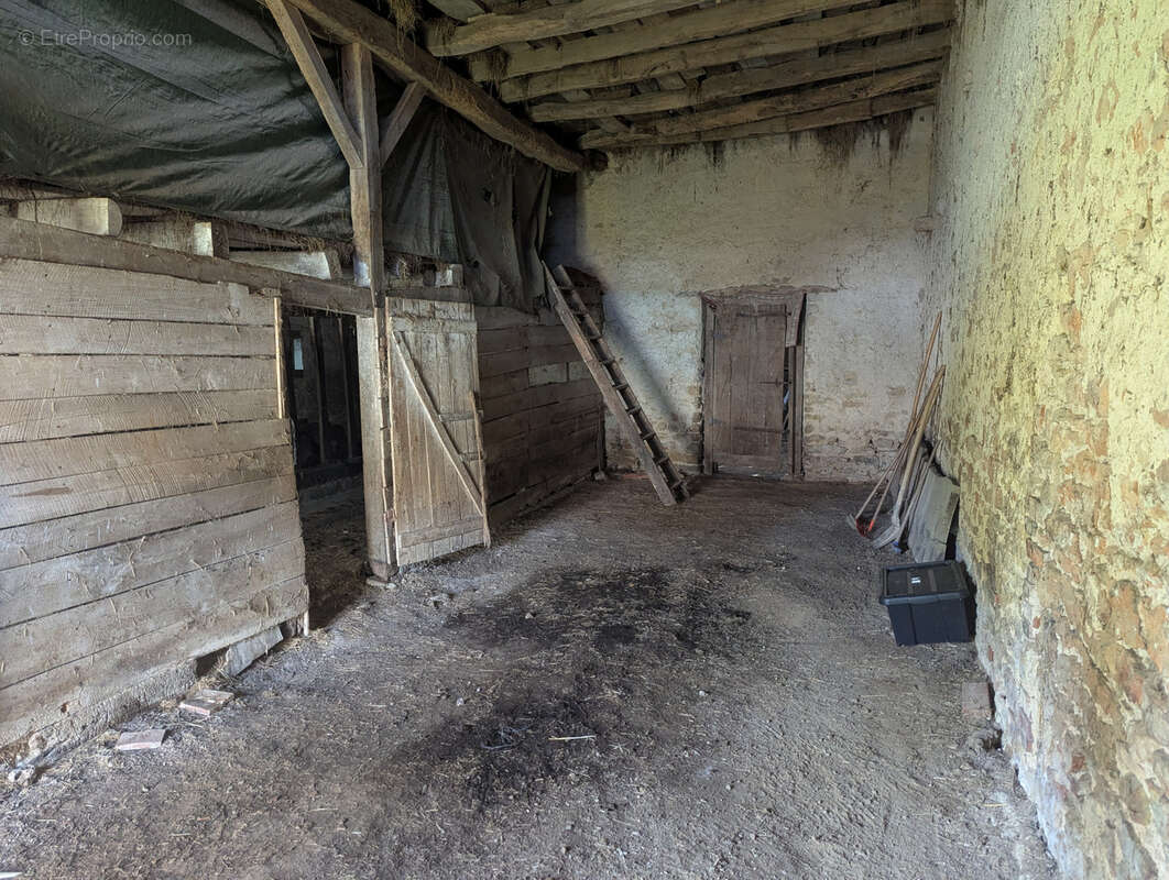 Maison à NEUVY-SAINT-SEPULCHRE