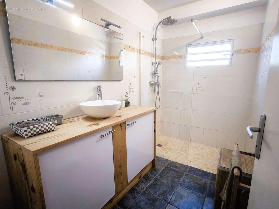 Maison à SAINTE-ANNE