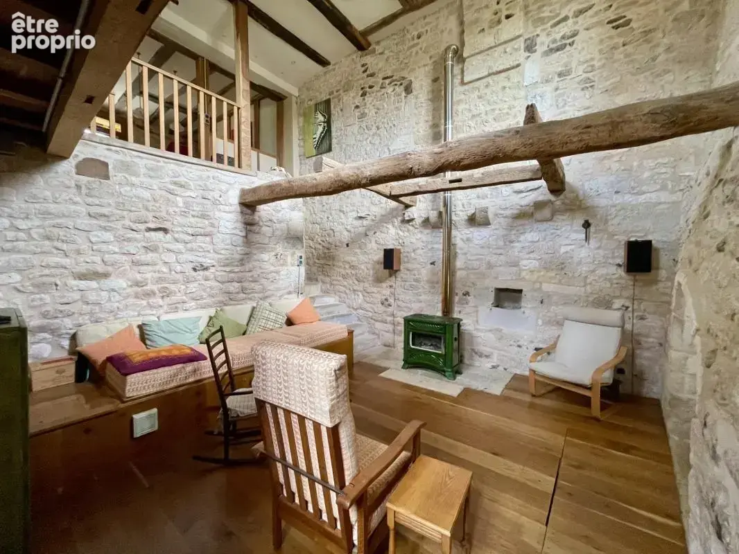 Maison Médiévale avec Tour, Caves et Puits - 4 chambres, cou - photo 6