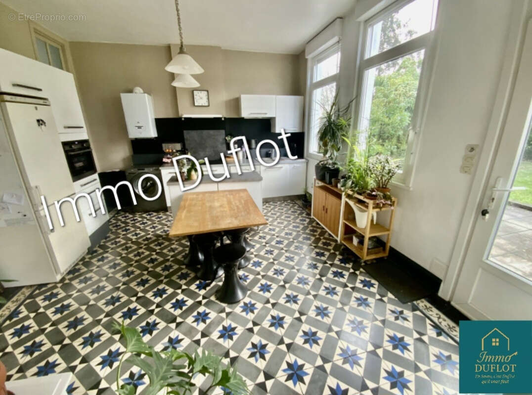 Maison à SAINT-AMAND-LES-EAUX