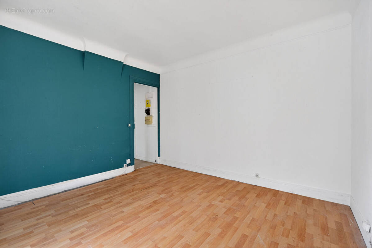 Appartement à PARIS-19E