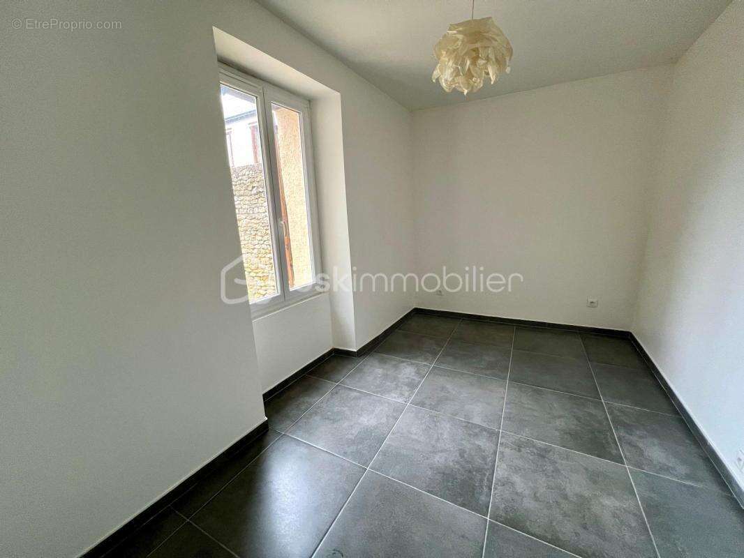 Maison en pierre entièrement rénovée - photo 19