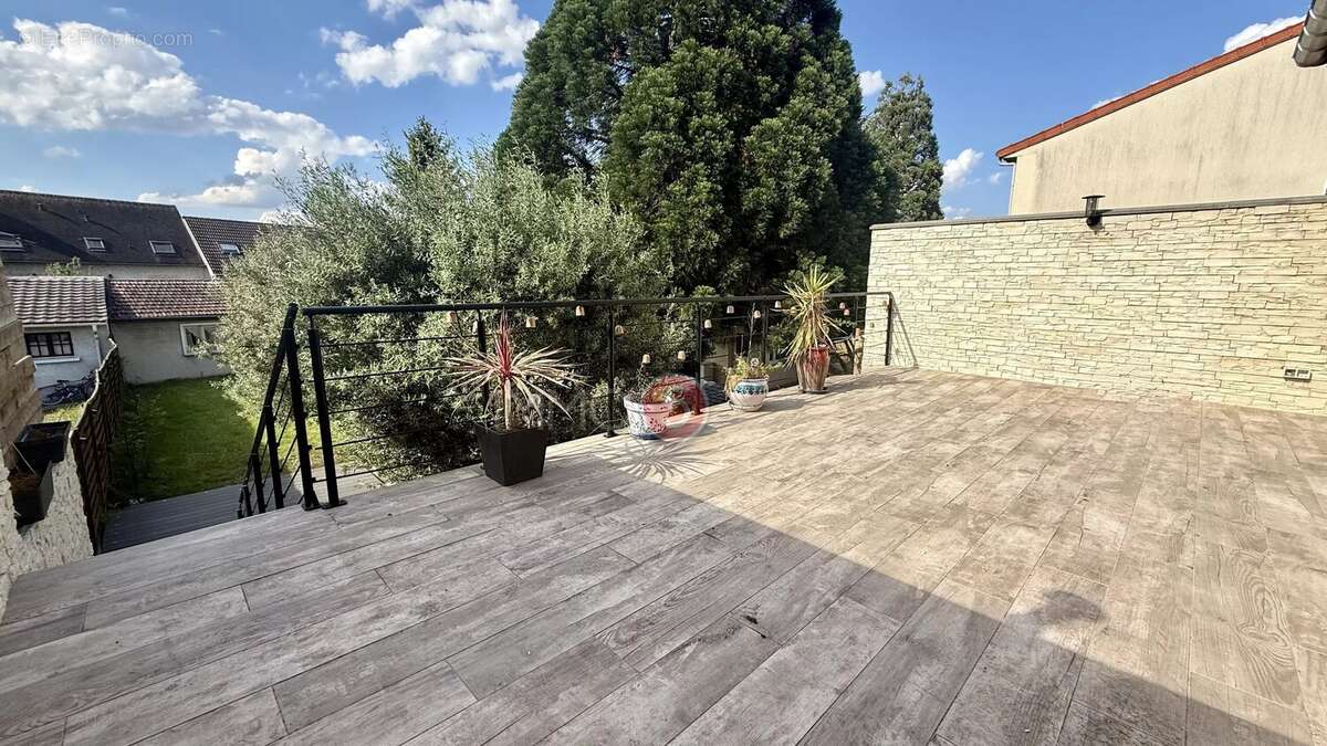 Maison à SEVRAN