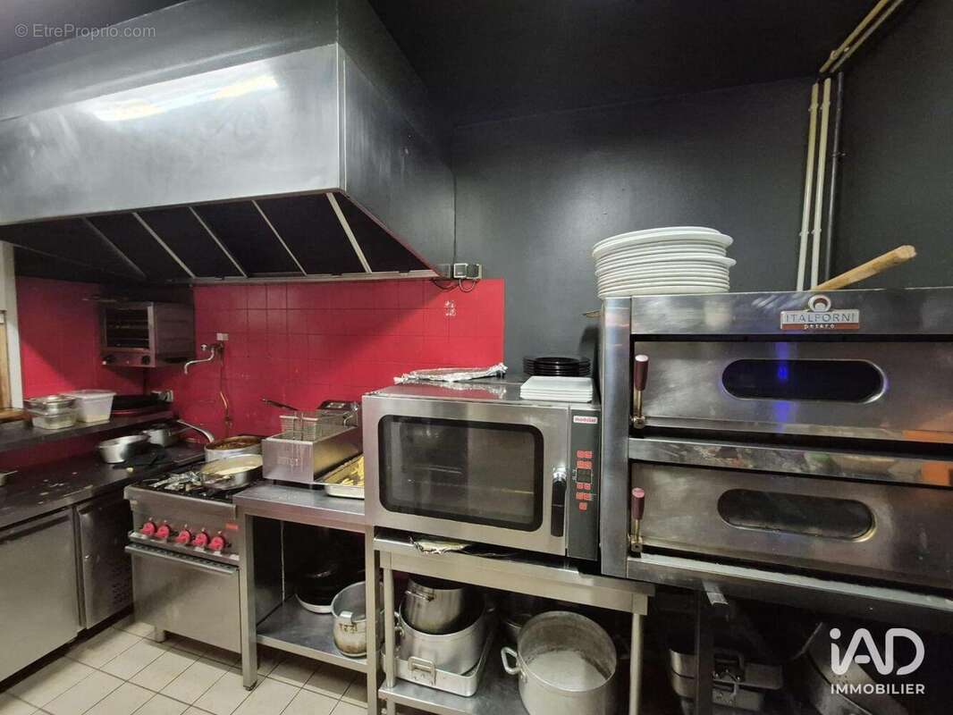 Photo 7 - Commerce à LA CHATRE