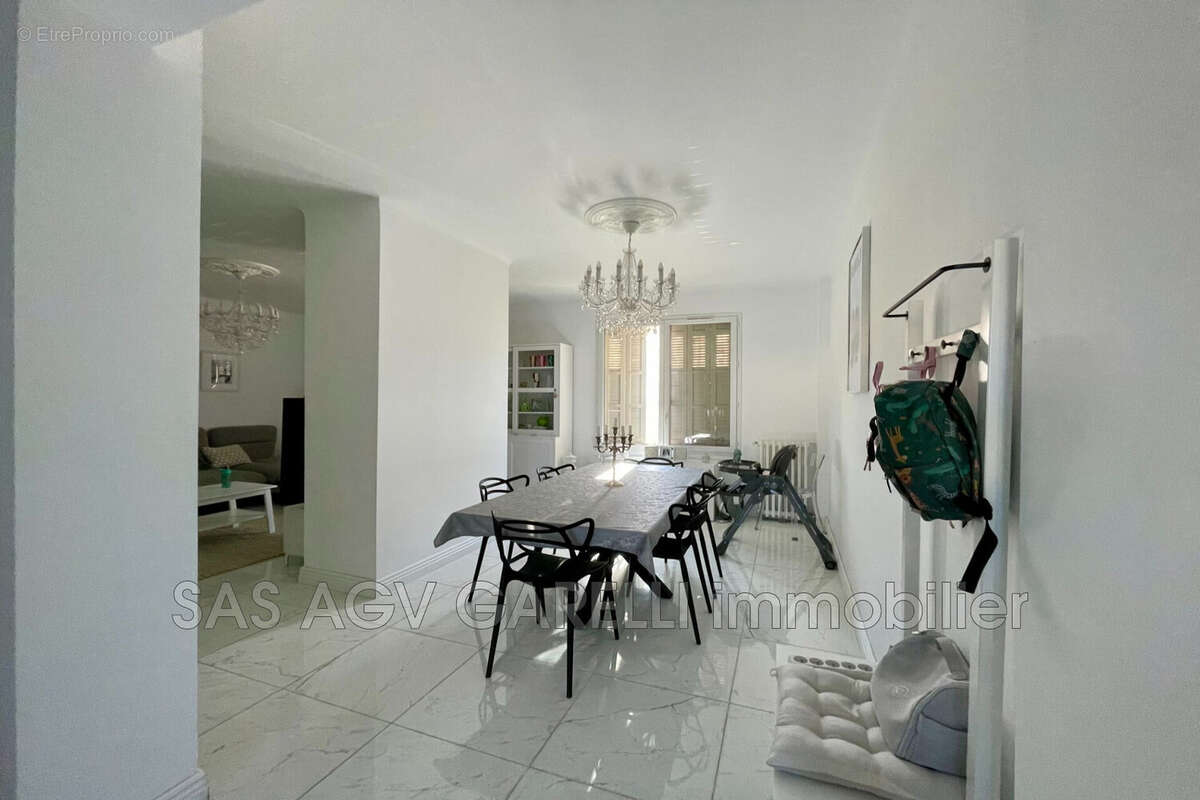 Appartement à TOULON