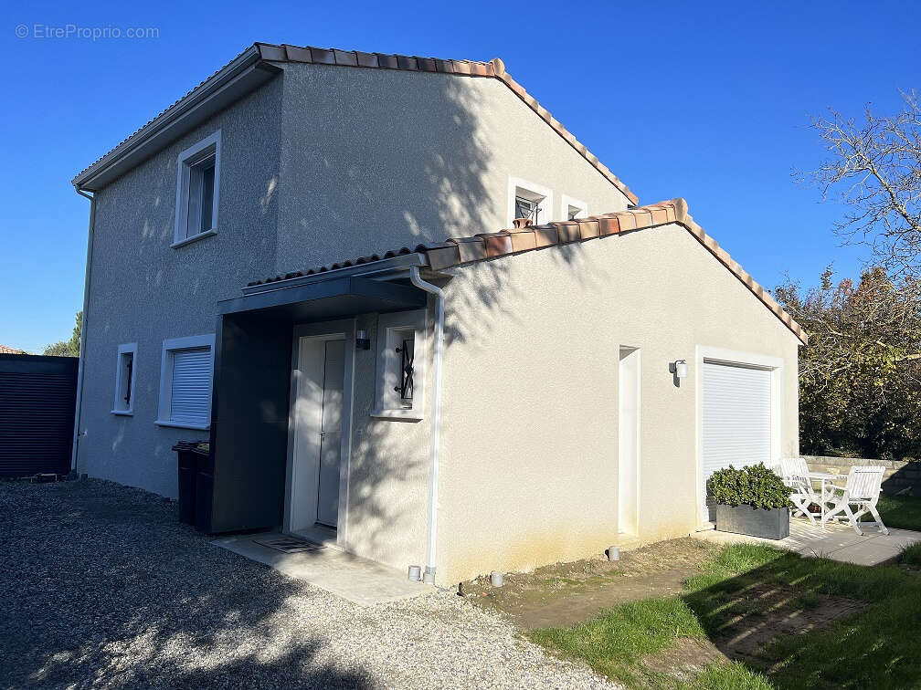 Maison à ROQUES