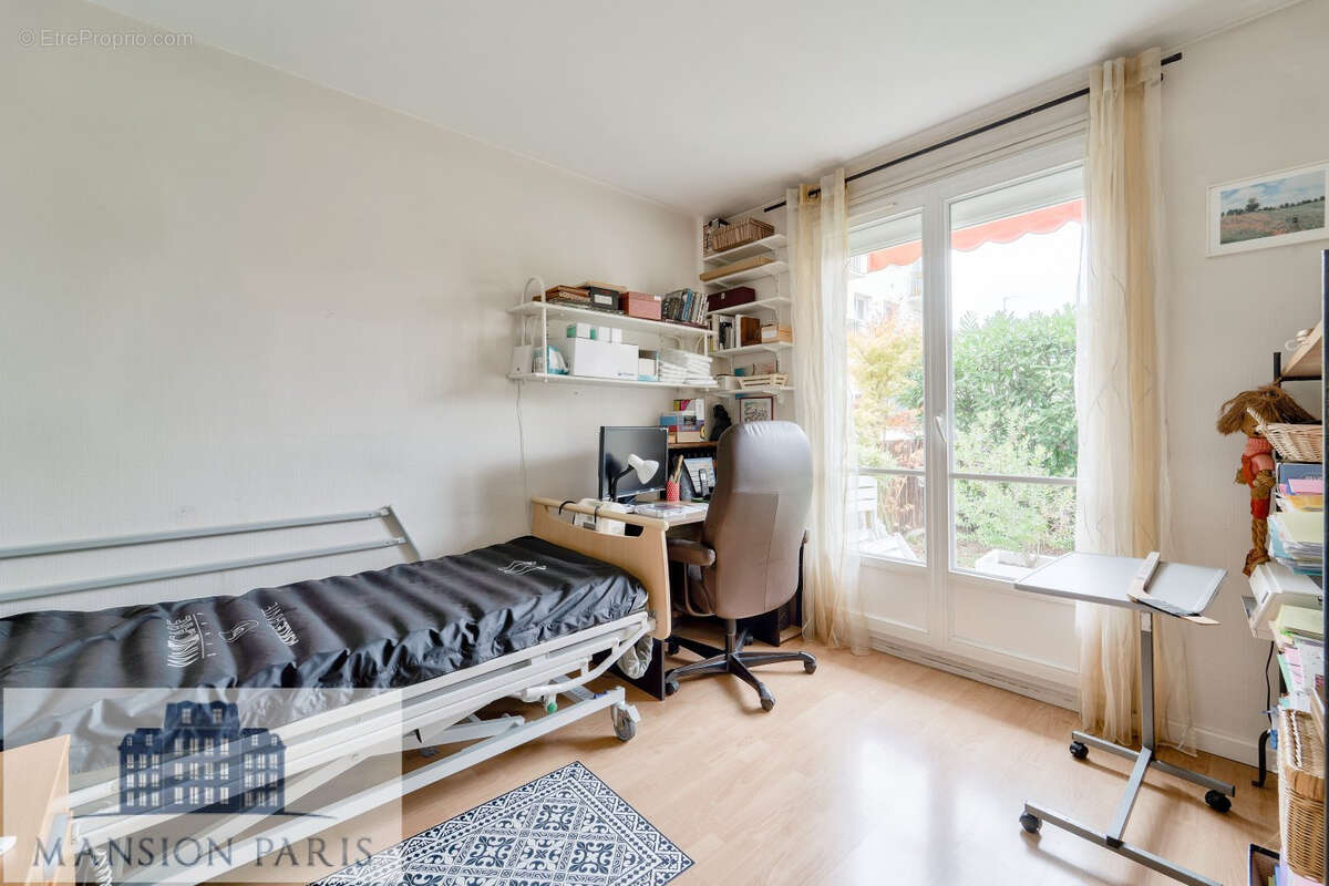 Appartement à SAINT-MAUR-DES-FOSSES