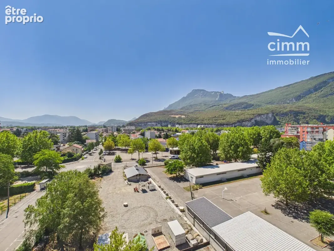Photo Appartement à Fontaine au prix de 139 000€