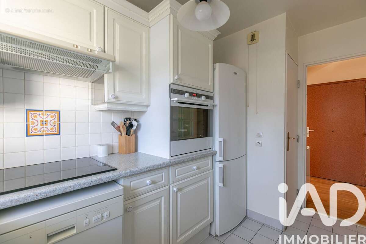 Photo 8 - Appartement à LES LILAS