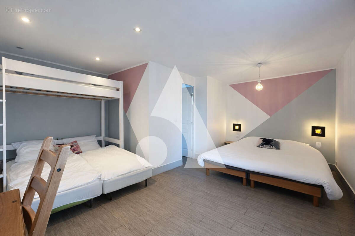 Maison Montry 8 pièce(s) 190 m2 / 6 suites parentales - photo 17