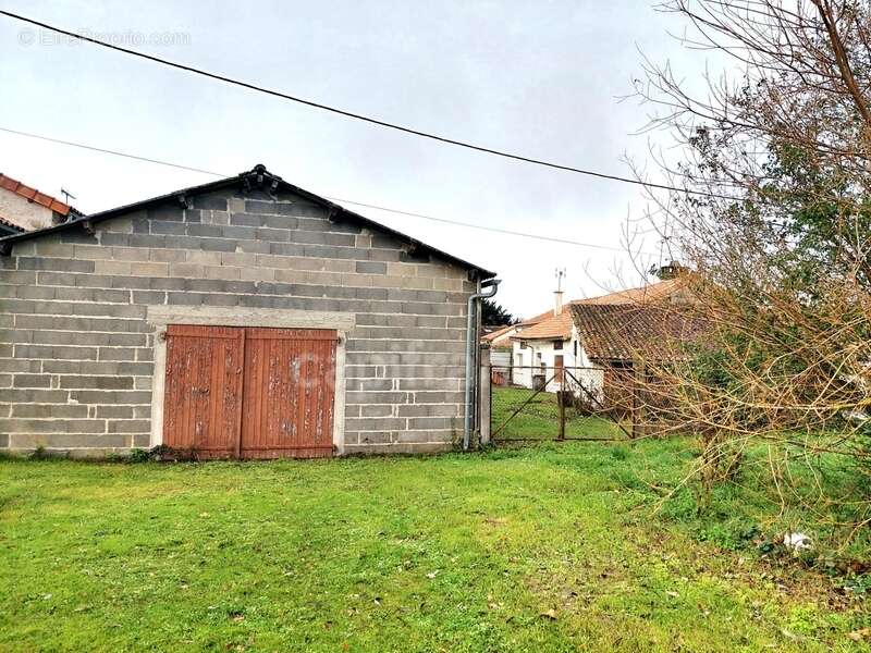 Maison à USSON-DU-POITOU