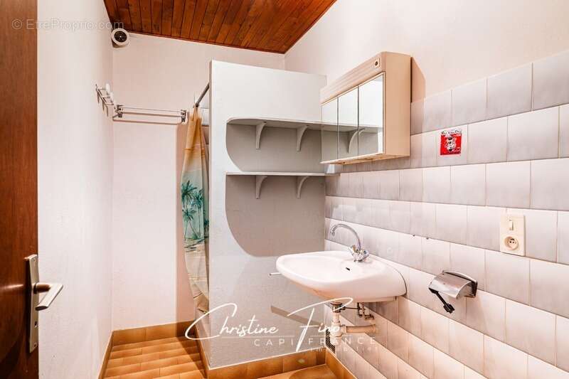 Maison à LA SALLE-LES-ALPES