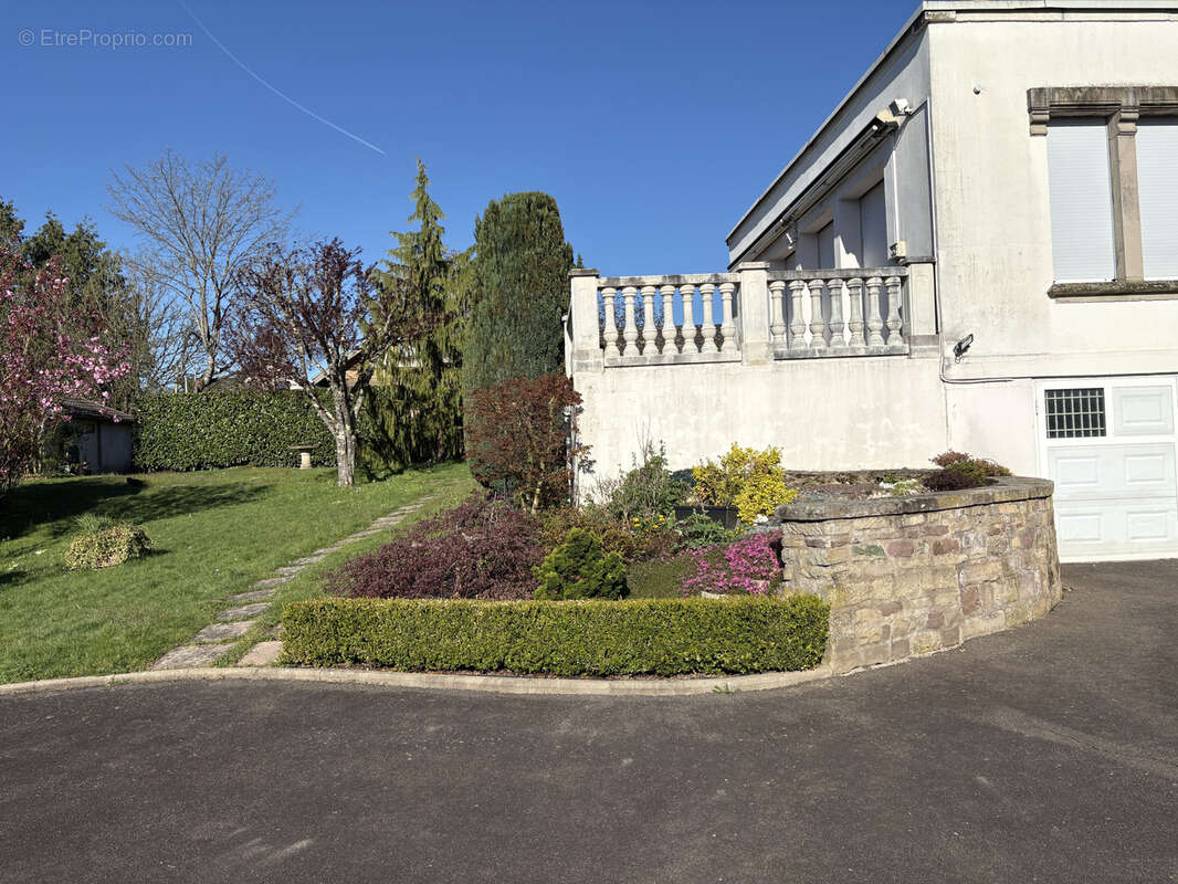 Maison à LUXEUIL-LES-BAINS