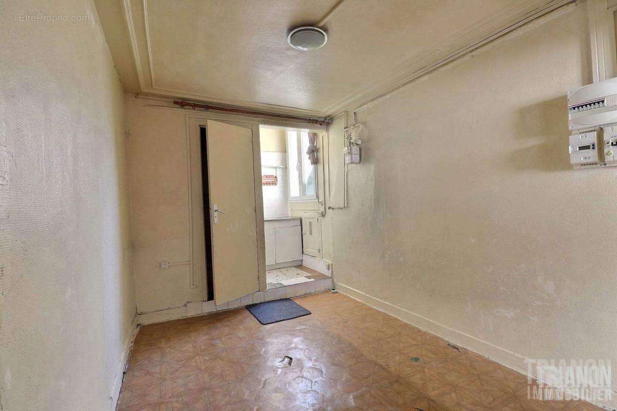 Appartement à PARIS-10E
