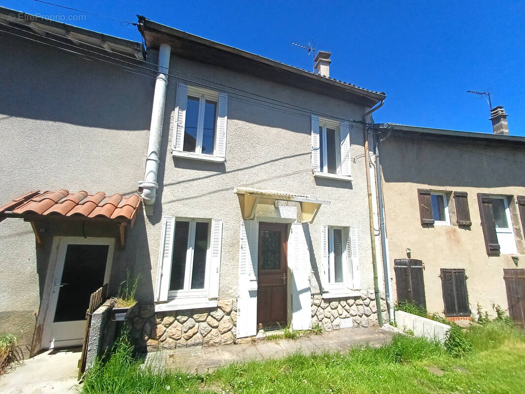 Maison à CRAPONNE-SUR-ARZON