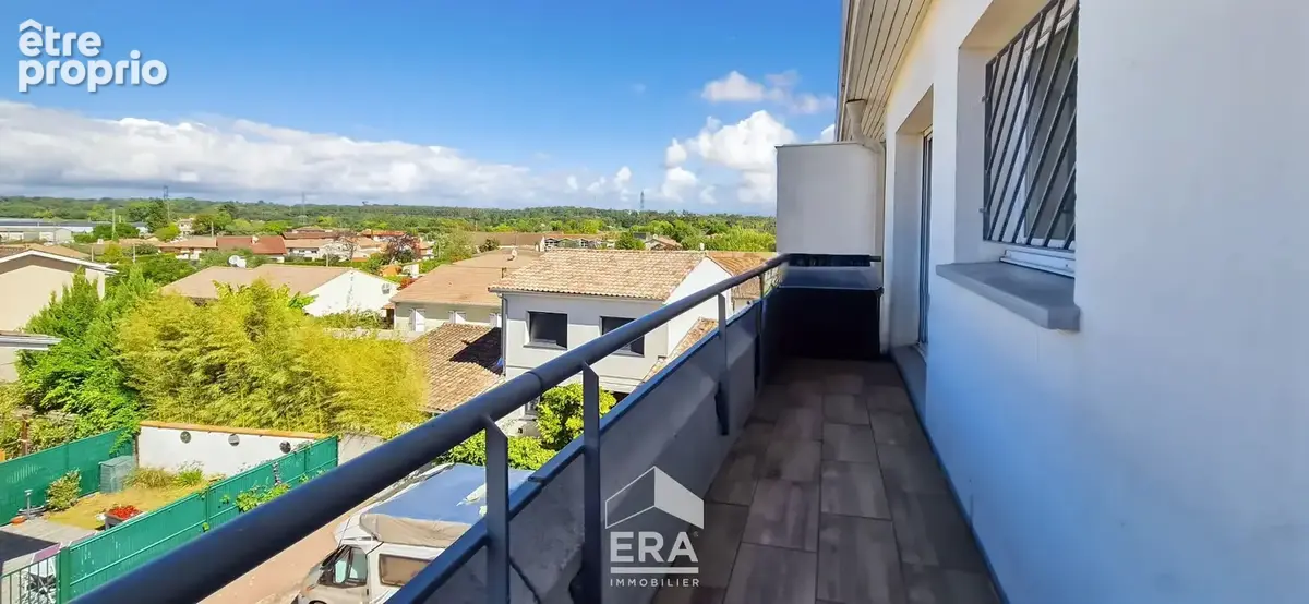 EYSINES CENTRE - Appartement T3 de 67m² - balcon 10m² - exposé Ouest - 1 place de parking - photo 8