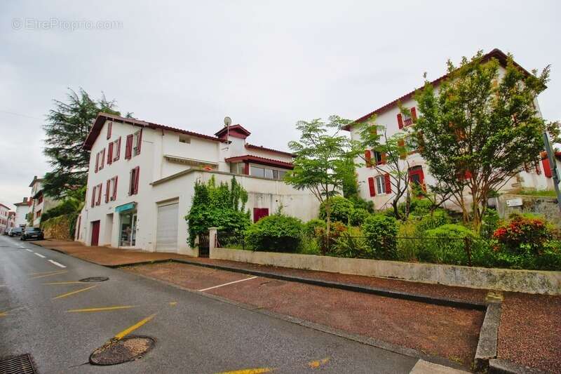 Appartement à USTARITZ