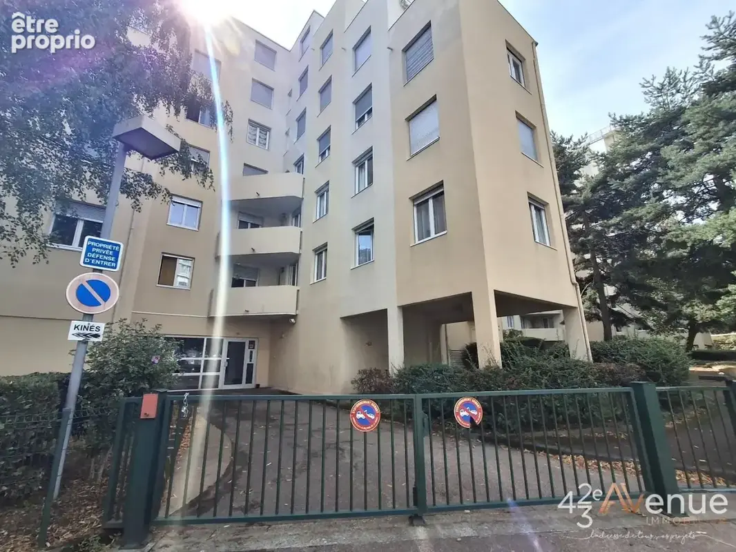 Photo Appartement à Saint-Etienne au prix de 149 000€