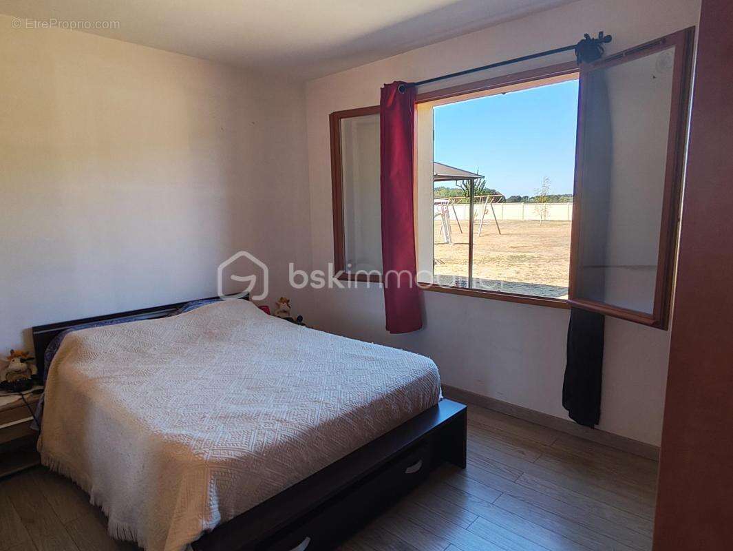 Maison 99 m² à Dampierre-En-Burly  - photo 6