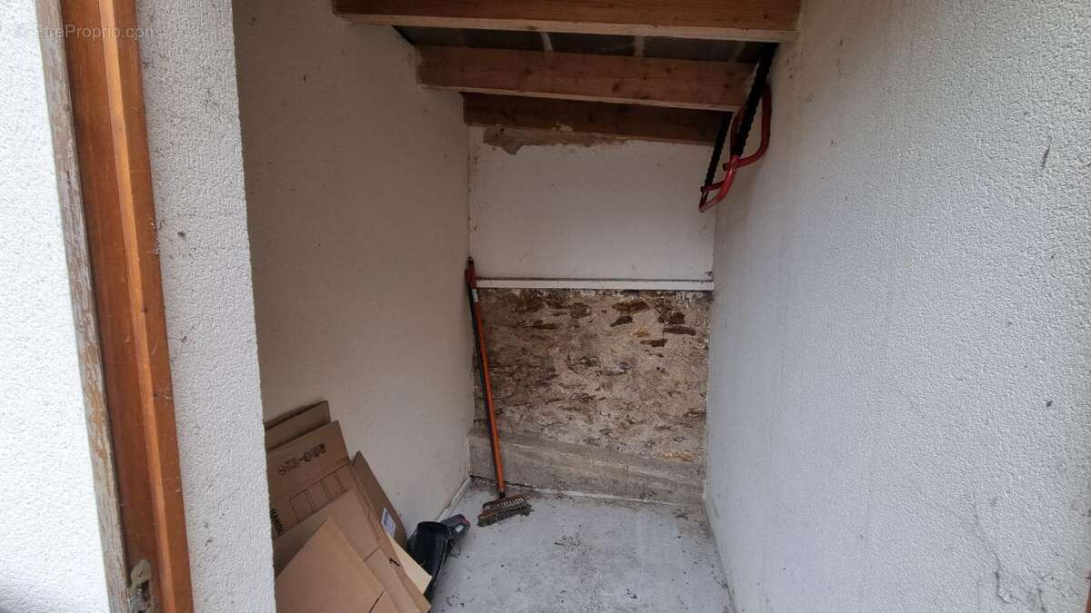 Appartement à PRESLES