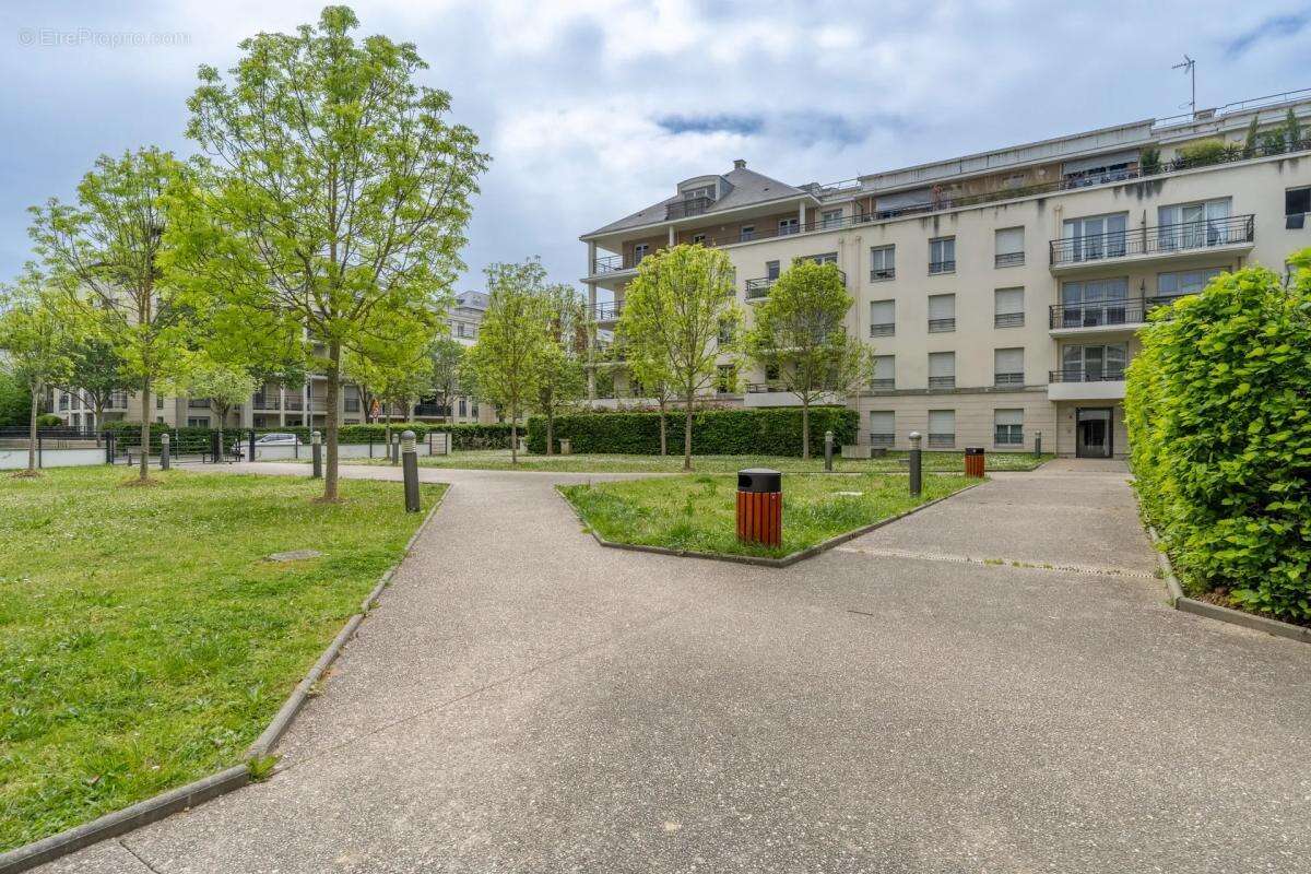 Appartement à CARRIERES-SOUS-POISSY