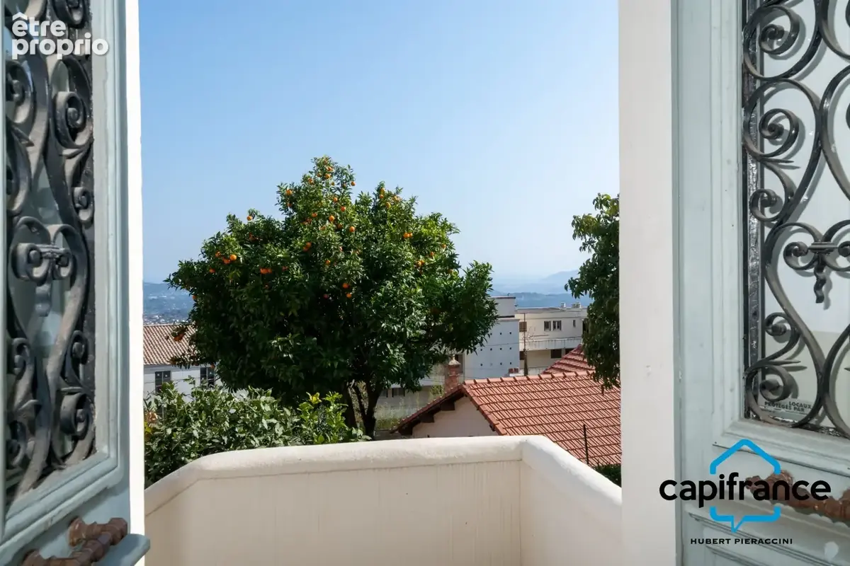 06. Grasse. Appartement Bourgeois de 180m² (150m² loi carrez) vue Mer, très calme, Jardin de 200m², 2 places de parkings, plusie - photo 7